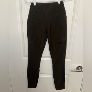 Athleta Dark Green Headlands Hybrid Cargo Tight